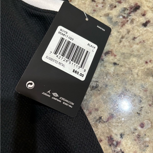 Jordan sleeveless jersey nwt #23 - Picture 3 of 4
